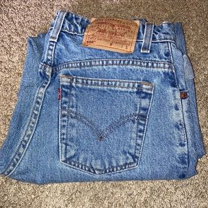 Vintage Levi’s; high waisted mom jean style
